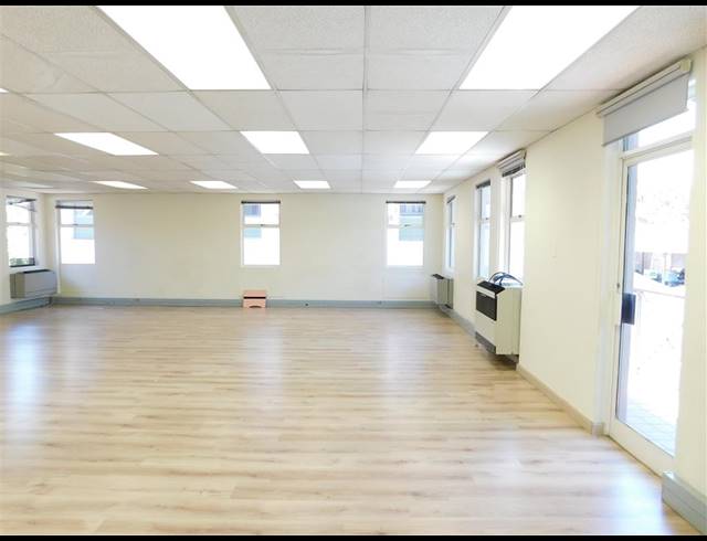 118M² OFFICE TO LET IN BORDEAUX